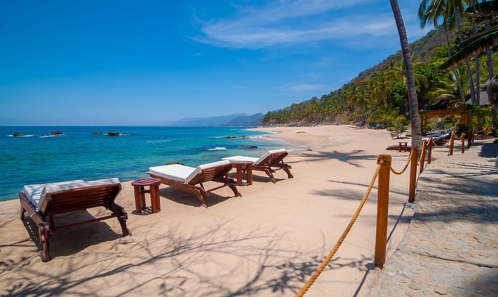 Playa Caballo - Puerto Vallarta Beaches